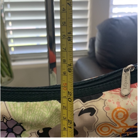 LeSportsac Classic Hobo Shoulder Bag Crossbody - Picture 5 of 11